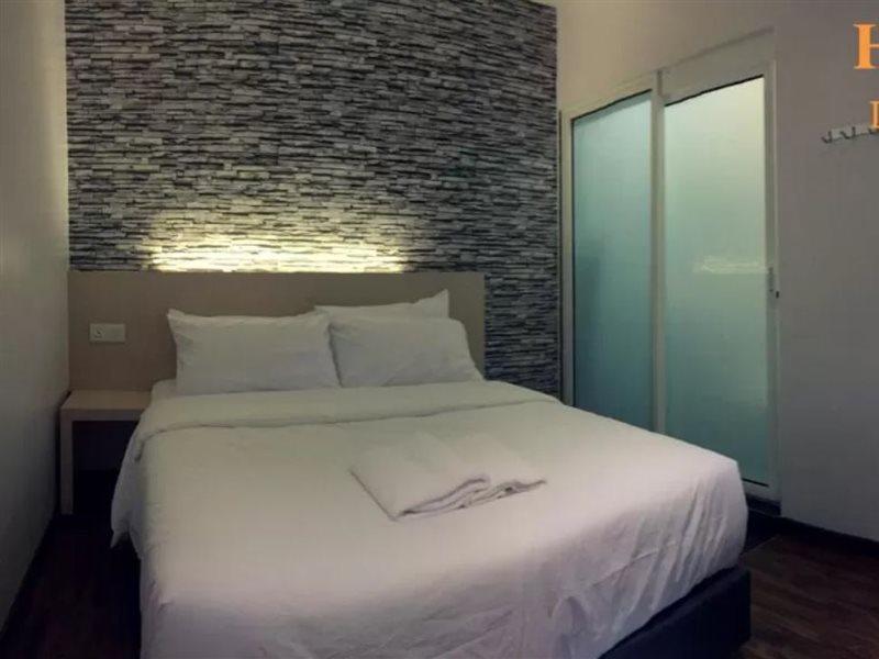 H Hotel Segamat Luaran gambar